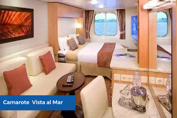 Paisaje glacial en la Antártida desde el Celebrity Cruise