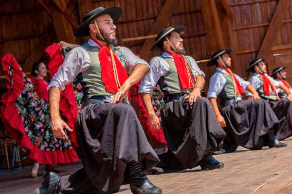 Gastronomía típica en la Fiesta Gaucha, Buenos Aires