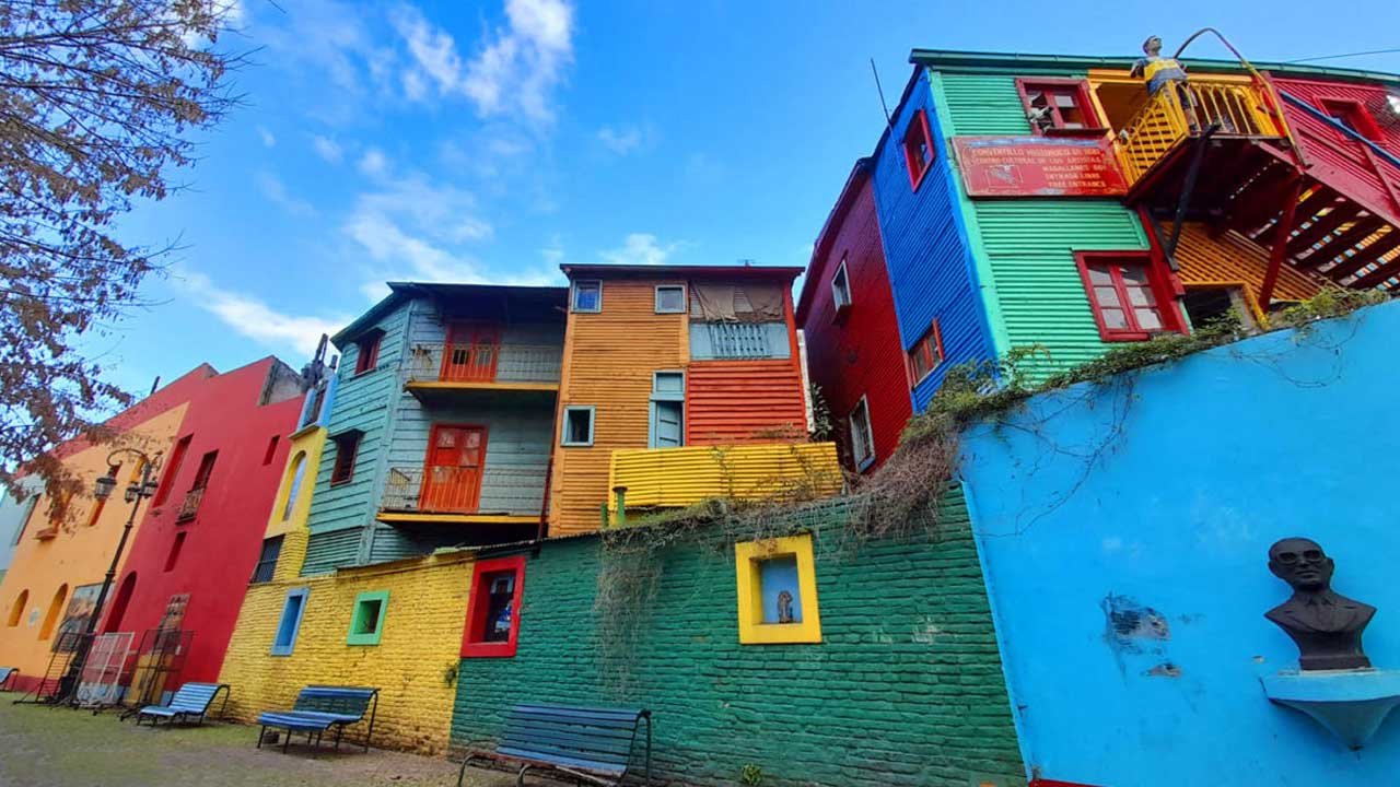 3 Embark on a 5-hour tour of Buenos Aires to explore its stunning architecture
